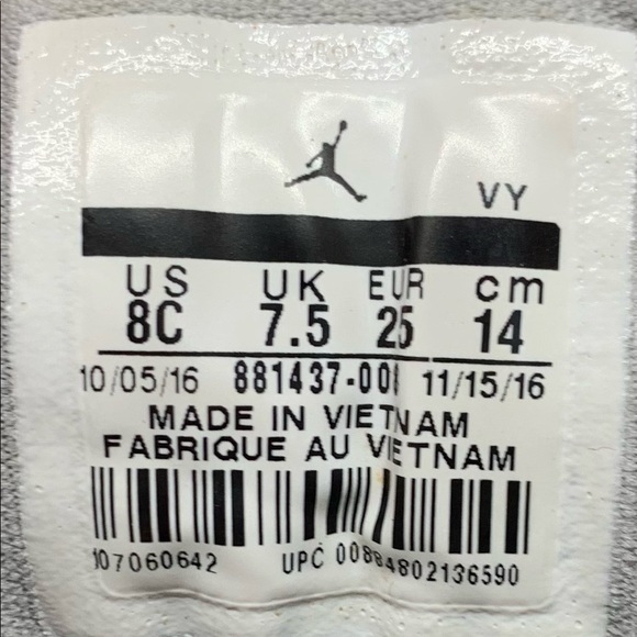 NIKE Air Jordan 1 Flight 5 Premium Wolf Grey Athletic Shoe 881437-008 Kids Sz 8C - Picture 10 of 10